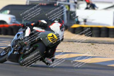 media/Feb-27-2022-CVMA (Sun) [[a3977b6969]]/Race 15 Amateur Supersport Middleweight/